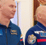 Космонавты Олег Артемьев и Денис Матвеев рассказали, какое кино сняли бы за пределами Земли - 53news.Ru