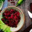 Вкуснейший свекольный салат: все гости просят рецепт — настоящая находка для домохозяек - Сетевое издание Генплан Великого Новгорода